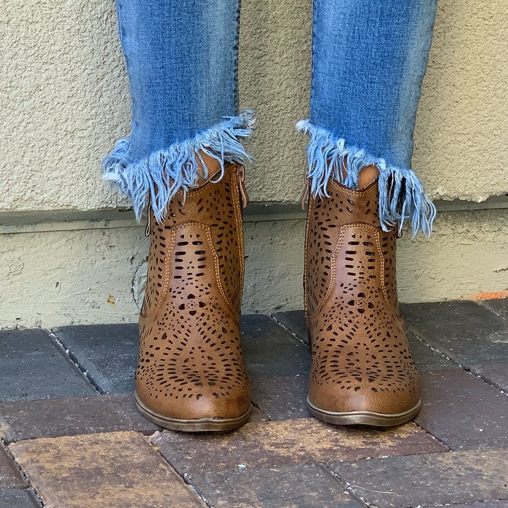 Cognac Perforated Pointy Toe Western Ankle Bootie - Picture 2 of 8